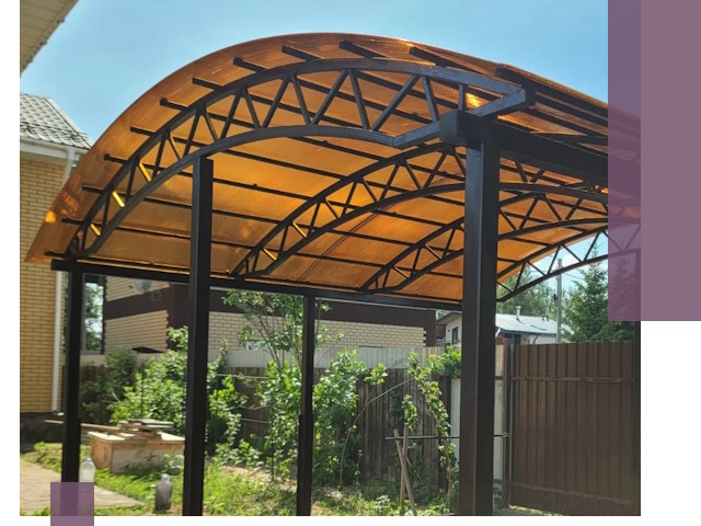 Изготовление навесов под ключ в Ярцеве из качественных материалов