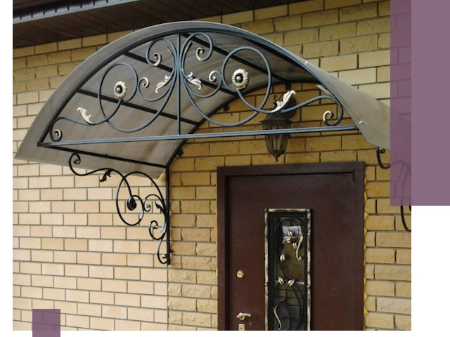 Изготовление козырьков из металла под ключ в Ярцеве