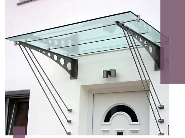 Козырьки над входом под ключ в Ярцеве — изготовление и монтаж