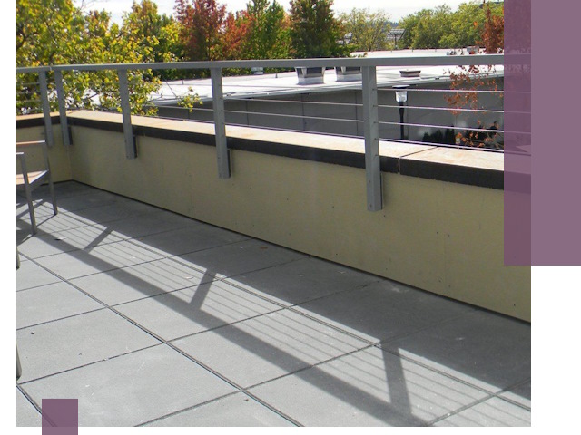 Металлические парапеты под ключ в Ярцеве: монтаж и изготовление