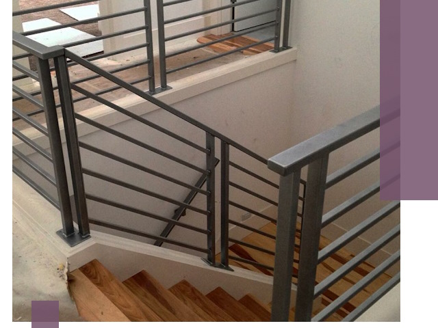 Изготовление поручней из металла и дерева в Ярцеве